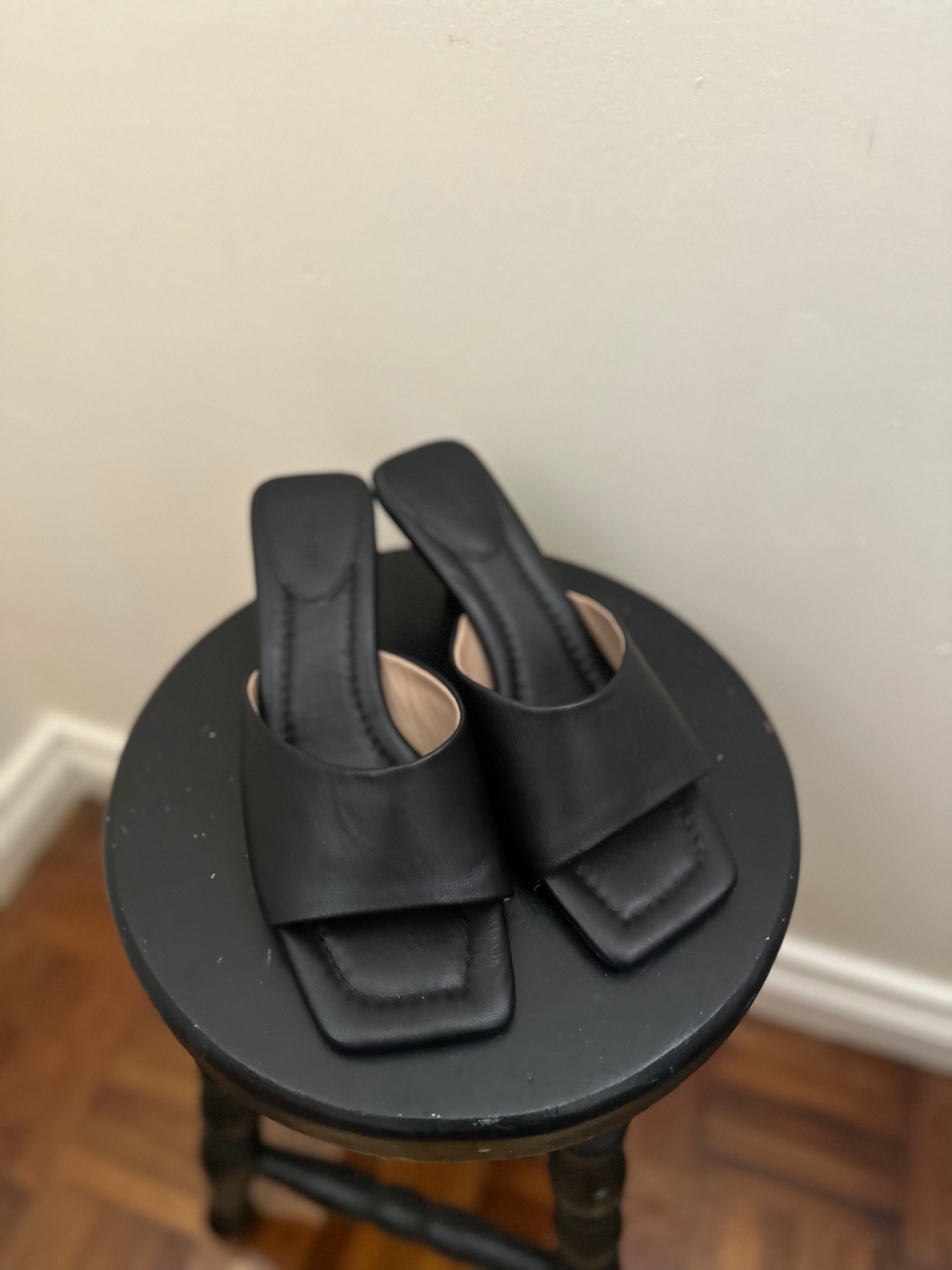 Witchery Leather Mules