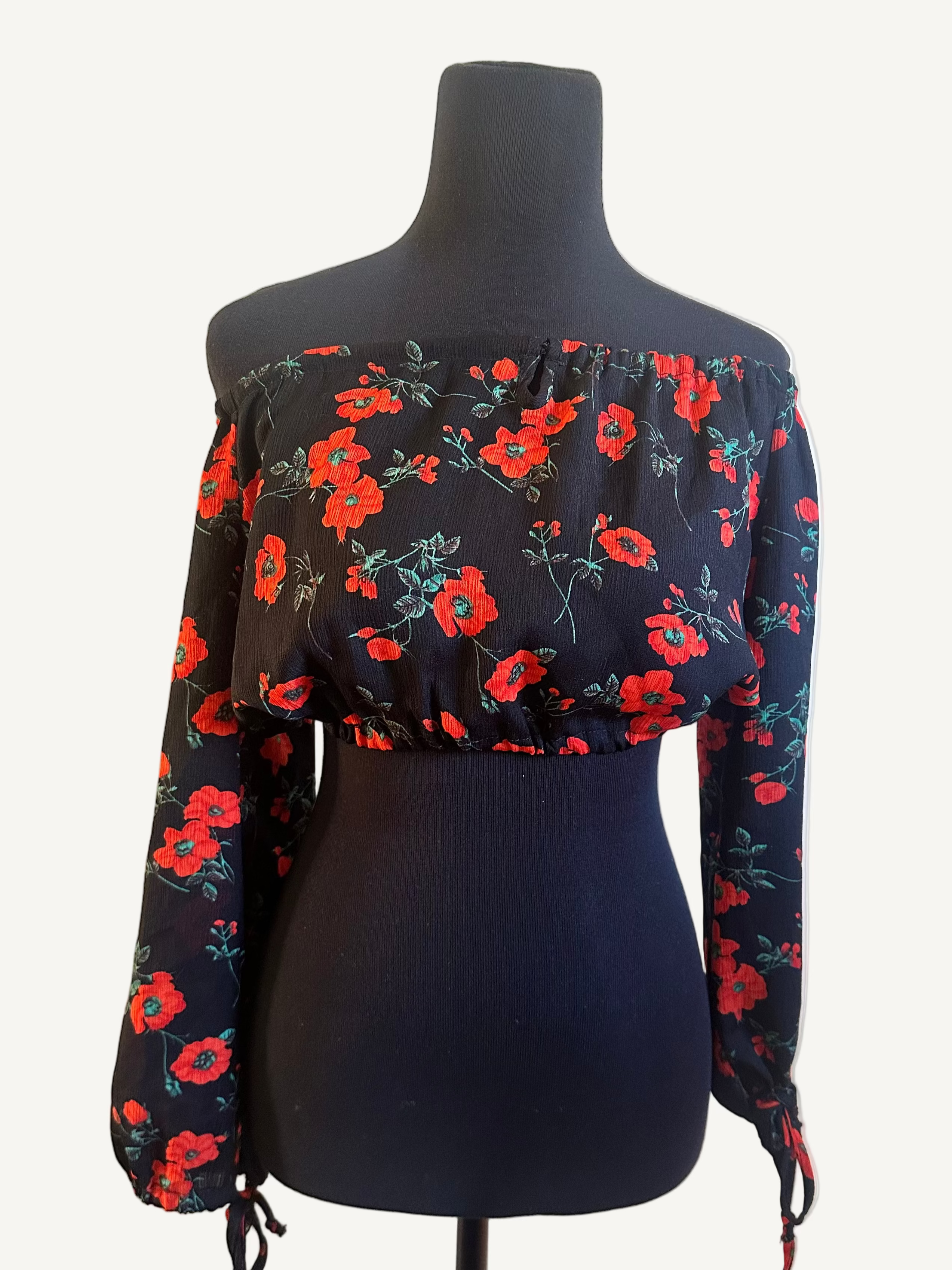 RUBY Floral Crop Top
