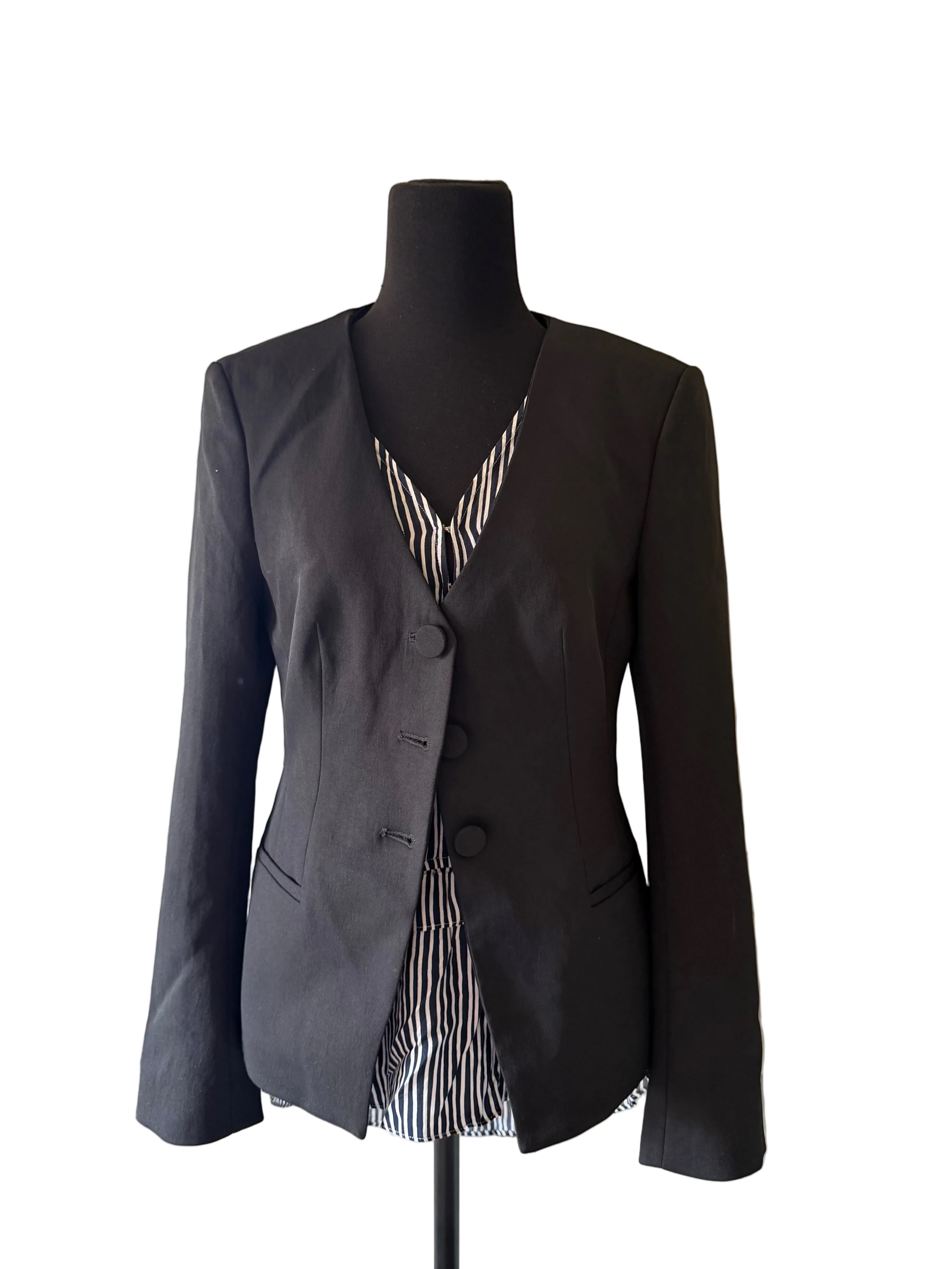 Ariel Vee Blazer [10]